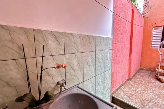 Área de Serviço de casa à venda com 2 quartos, 133m² em Jardim Kawamoto, Guarulhos