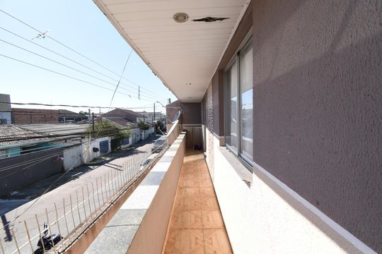 Sacada de casa para alugar com 2 quartos, 180m² em Cajuru, Curitiba