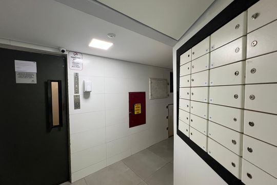 Hall social de apartamento à venda com 3 quartos, 74m² em Califórnia, Belo Horizonte