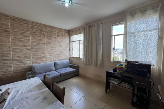 Apartamento à venda com 3 quartos, 74m² em Califórnia, Belo Horizonte