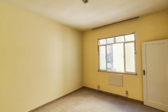 Quarto 1 de apartamento para alugar com 2 quartos, 60m² em Vila da Penha, Rio de Janeiro