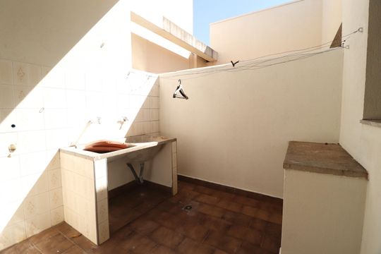 Área de Serviço de apartamento para alugar com 3 quartos, 121m² em Martins, Uberlândia