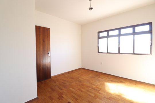 Quarto 1 de apartamento para alugar com 3 quartos, 121m² em Martins, Uberlândia
