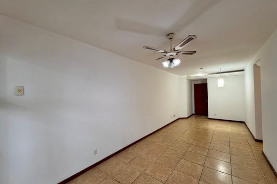 Sala de apartamento à venda com 3 quartos, 104m² em Recreio dos Bandeirantes, Rio de Janeiro