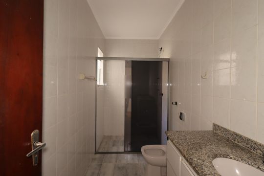 Banheiro Social de casa para alugar com 3 quartos, 177m² em Jardim Jamaica, Santo André