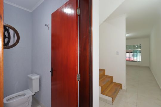 Corredor interno de casa para alugar com 3 quartos, 177m² em Jardim Jamaica, Santo André