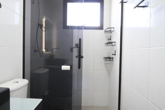 Banheiro  de apartamento para alugar com 3 quartos, 68m² em Jardim Henriqueta, Taboão da Serra