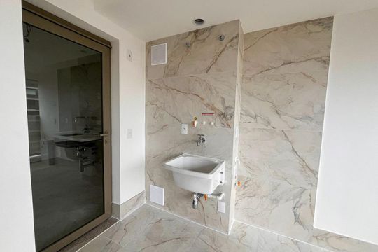 Apartamento para alugar com 2 quartos, 77m² em Jardim das Acacias, São Paulo