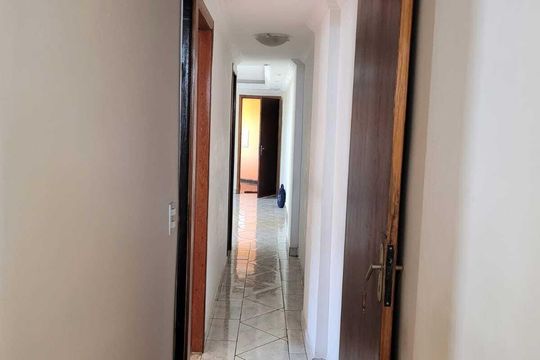 Corredor de apartamento à venda com 2 quartos, 74m² em Macedo, Guarulhos