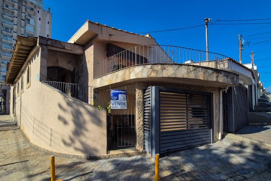Fachada de casa à venda com 2 quartos, 125m² em Paulicéia, São Bernardo do Campo