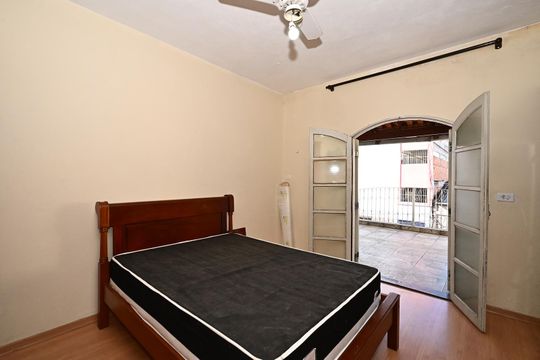 Quarto 3 de casa para alugar com 3 quartos, 220m² em Jardim Maria Rosa, Taboão da Serra