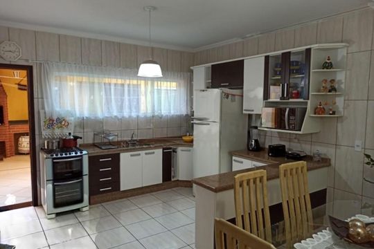 Casa à venda com 2 quartos, 180m² em Jardim Satelite, São Paulo
