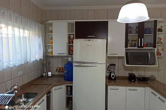 Casa à venda com 2 quartos, 180m² em Jardim Satelite, São Paulo