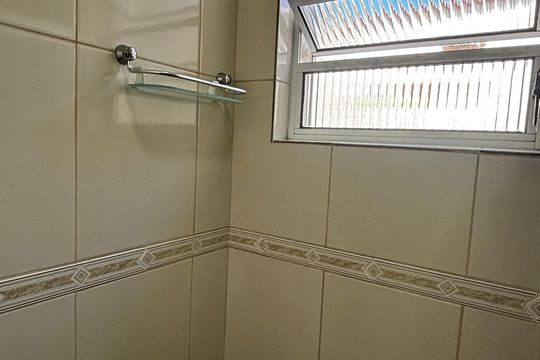 Banheiro da Suíte de casa à venda com 3 quartos, 150m² em Parque Novo Oratório, Santo André