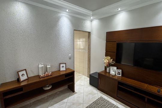 Sala de casa à venda com 3 quartos, 150m² em Parque Novo Oratório, Santo André