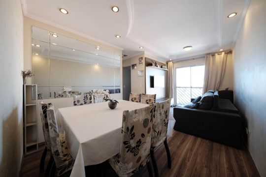 Sala de apartamento à venda com 2 quartos, 55m² em Vila Marieta, São Paulo