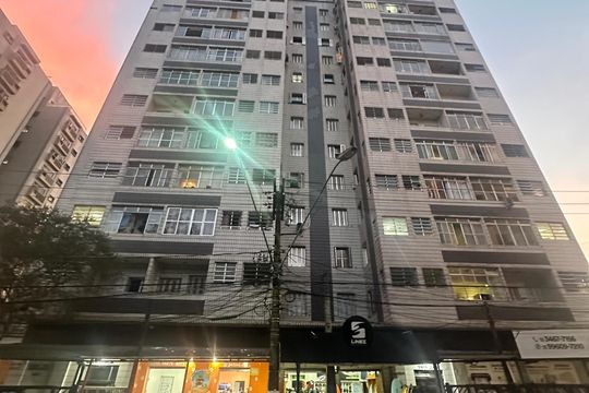 Fachada do Prédio de apartamento para alugar com 1 quarto, 29m² em Centro, São Vicente