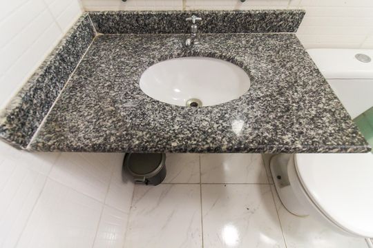 Banheiro de apartamento para alugar com 2 quartos, 42m² em Jardim Sao Miguel, Ferraz de Vasconcelos