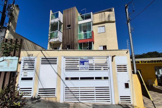 Fachada de apartamento à venda com 3 quartos, 100m² em Vila Assunção, Santo André