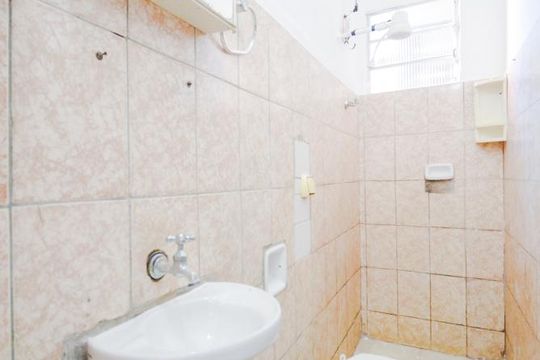 Banheiro de casa para alugar com 1 quarto, 50m² em Jardim Alvorada, Guarulhos