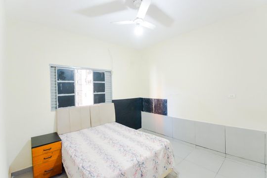 Quarto de casa para alugar com 1 quarto, 50m² em Jardim Alvorada, Guarulhos