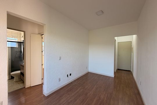 Sala de apartamento à venda com 2 quartos, 48m² em Vila Nambi, Jundiaí