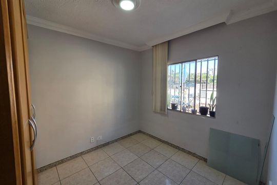 Apartamento à venda com 2 quartos, 48m² em Nova Floresta, Belo Horizonte