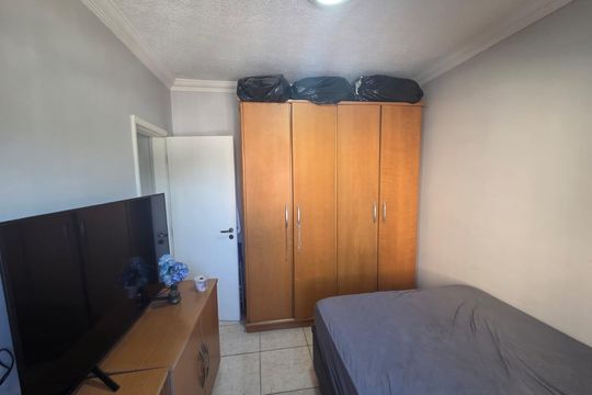 Quarto de apartamento à venda com 2 quartos, 48m² em Nova Floresta, Belo Horizonte