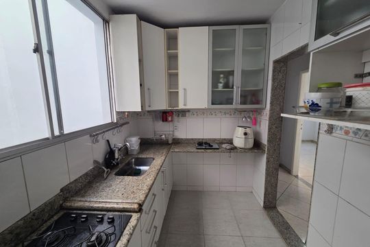 Apartamento à venda com 2 quartos, 48m² em Nova Floresta, Belo Horizonte