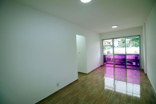 Apartamento à venda com 2 quartos, 56m² em Vaz Lobo, Rio de Janeiro