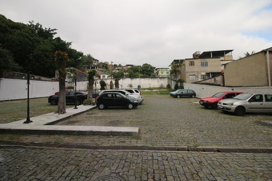 Área comum - Estacionamento de apartamento à venda com 2 quartos, 56m² em Vaz Lobo, Rio de Janeiro