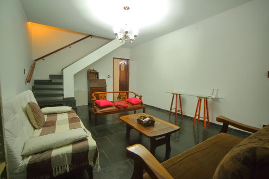 Casa à venda com 2 quartos, 182m² em Jardim Atlantico, São Bernardo do Campo