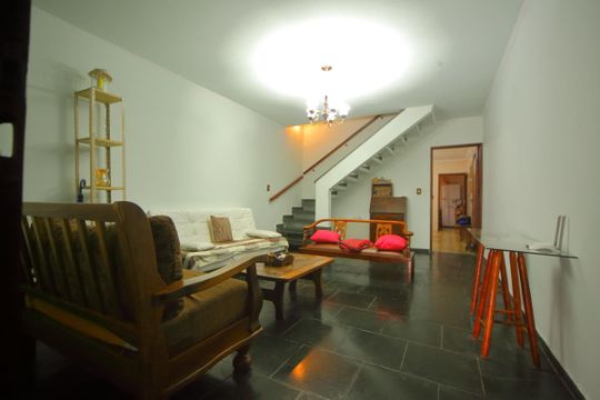 Sala  de casa à venda com 2 quartos, 182m² em Jardim Atlantico, São Bernardo do Campo