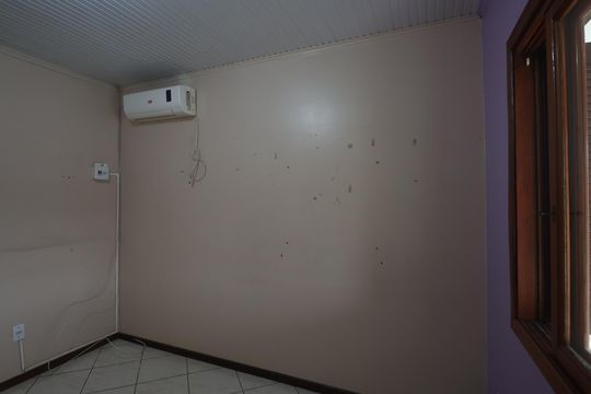 Quarto 2 de casa à venda com 2 quartos, 80m² em São José, Canoas