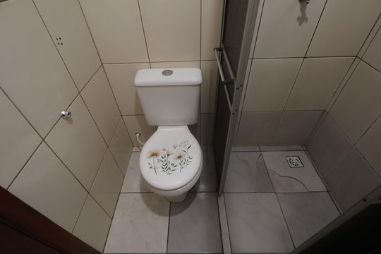 Banheiro de casa para alugar com 2 quartos, 80m² em São José, Canoas