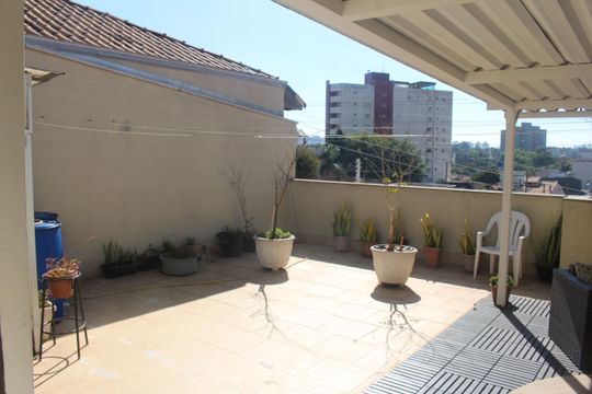 Varanda de casa à venda com 3 quartos, 179m² em Santa Paula, São Caetano do Sul
