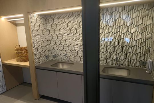 Área externa de kitnet/studio para alugar com 1 quarto, 28m² em Jardim das Acacias, São Paulo