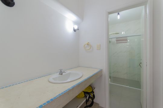Banheiro 2 de casa para alugar com 3 quartos, 120m² em Vila Mariana, São Paulo