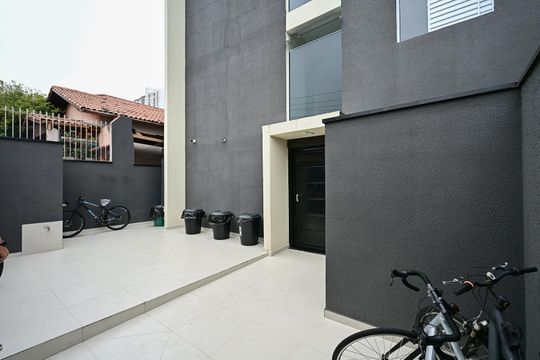 Entrada de kitnet/studio para alugar com 1 quarto, 20m² em Ferreira, São Paulo