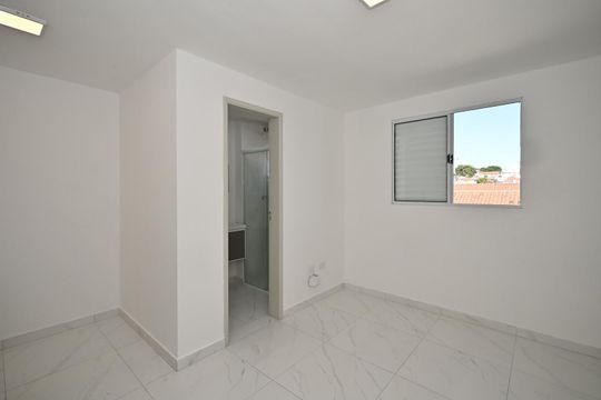 Sala/Quarto de kitnet/studio para alugar com 1 quarto, 20m² em Ferreira, São Paulo