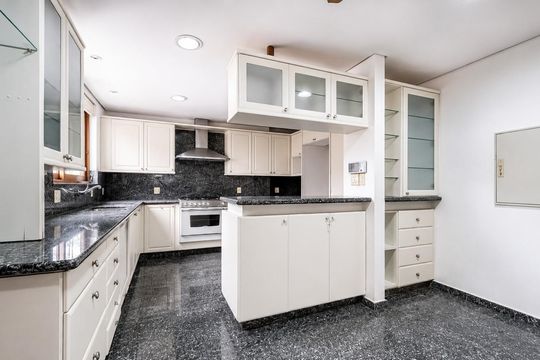 Cozinha de casa para alugar com 4 quartos, 486m² em Partenon, Porto Alegre