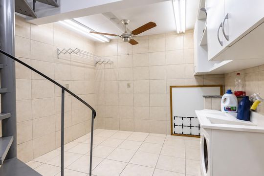 Área de serviço de casa para alugar com 4 quartos, 486m² em Partenon, Porto Alegre