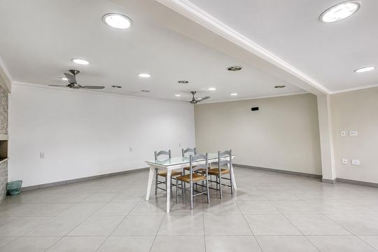 Sala de jantar de casa para alugar com 4 quartos, 486m² em Partenon, Porto Alegre