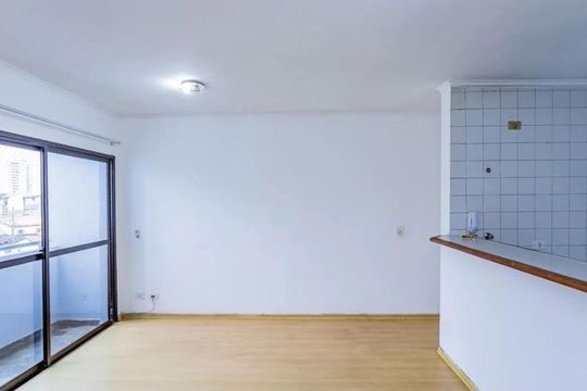Foto 04 de apartamento para alugar com 2 quartos, 53m² em Vila Mangalot, São Paulo