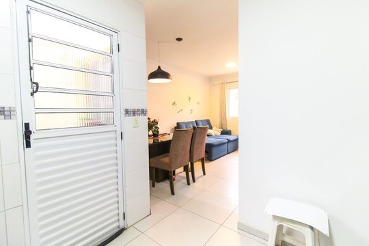 Cozinha de casa de condomínio à venda com 2 quartos, 68m² em Cidade Nitro Operária, São Paulo