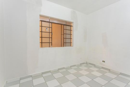 Quarto 2 de casa para alugar com 2 quartos, 80m² em Jardim Varginha, São Paulo