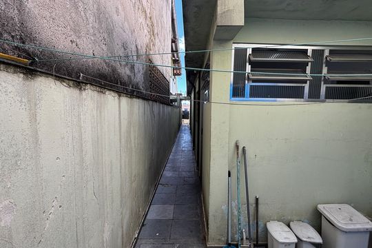 Quintal de casa à venda com 3 quartos, 125m² em Jardim Utinga, Santo André