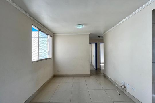 Apartamento para alugar com 3 quartos, 60m² em Vila Satúrnia, Campinas