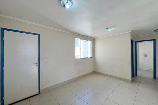 Sala de apartamento para alugar com 3 quartos, 60m² em Vila Satúrnia, Campinas