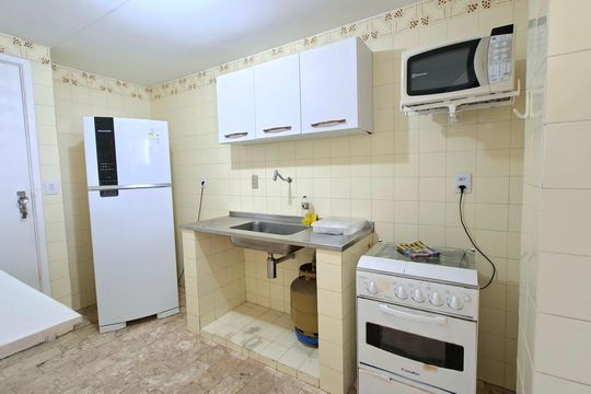 Cozinha  de apartamento para alugar com 1 quarto, 56m² em Graça, Salvador